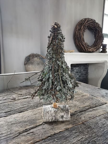 Afbeelding van Sober landelijk kerstboompje 38 cm