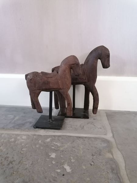Afbeelding van Stoer & Stijlvol houten paardje op statief S