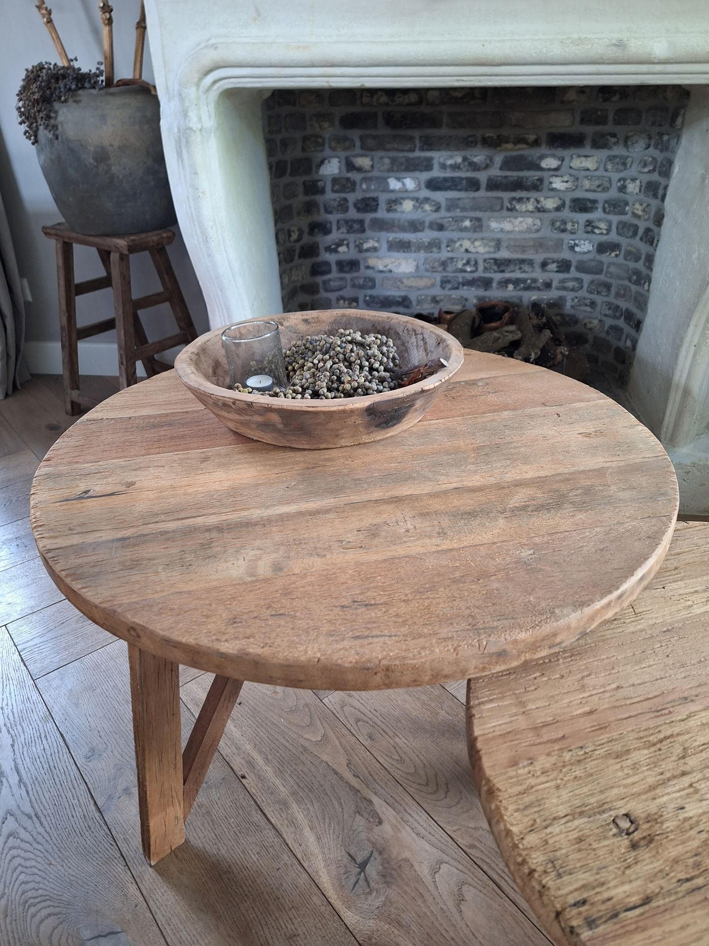 Stoere salontafel set/2 rond Rough naturel teak- Stoer & Stijlvol