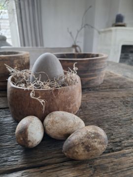 Picture of Stoer & Stijlvol Houten ei bruin verweerd