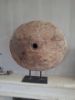 Picture of Oud houten wiel op statief XL