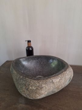 Picture of Rivierenstenen waskom toiletmeubel