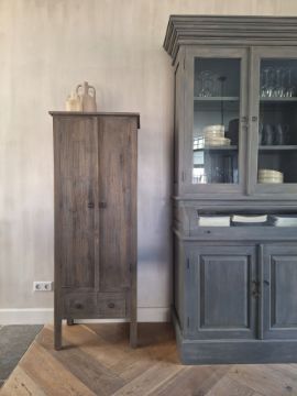 Picture of Smalle 2-deurs kast Victoria | Island Collection