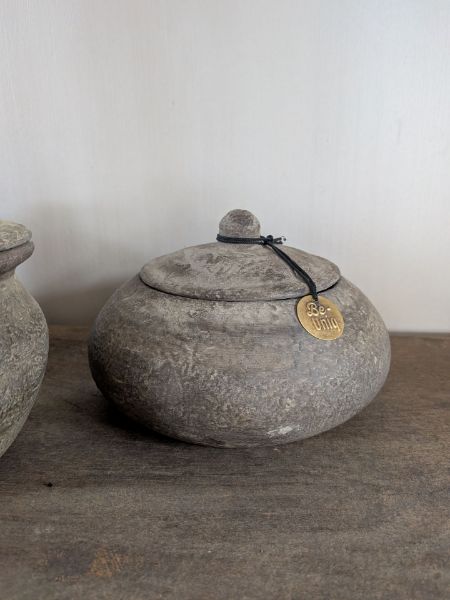 Picture of Bonbon pot met deksel | 002 | Old Barn Pottery